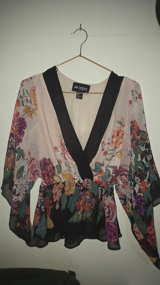 Branded tops H&M Gap Zara Elle (Category: Blouses) located in Quezon City. Submitted by belladiva (Listing ID 1454064238, Image 1). Description: All branded and authentic ▪︎ P300 each // P1000 for all 4 pcs 1. H&M sheer floral wing top size 34 Condition: 8/10 2. Gap boyfriend floral sheer top size XL Condition: 9/10 3. Elle long sleeves knitted with floral beaded design size Small Condition: 7/10 4. Zara dark green long sleeves size XS Condition: