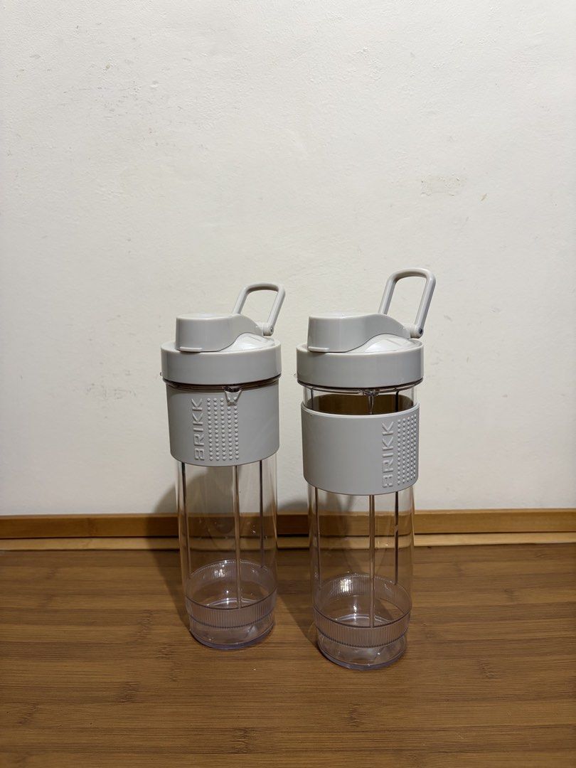 Brikk - Mini Personal Blender (Category: Juicers, Blenders & Grinders) located in Manila. Submitted by aj1429 (Listing ID 1454048608, Image 2). Description: .