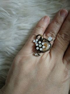 (Category: ) located in . Submitted by eidorableshop (Listing ID 1454166814, Image 1). Description: .
