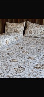 (Category: ) located in . Submitted by shopwithnylaa (Listing ID 1454025592, Image 1). Description: .