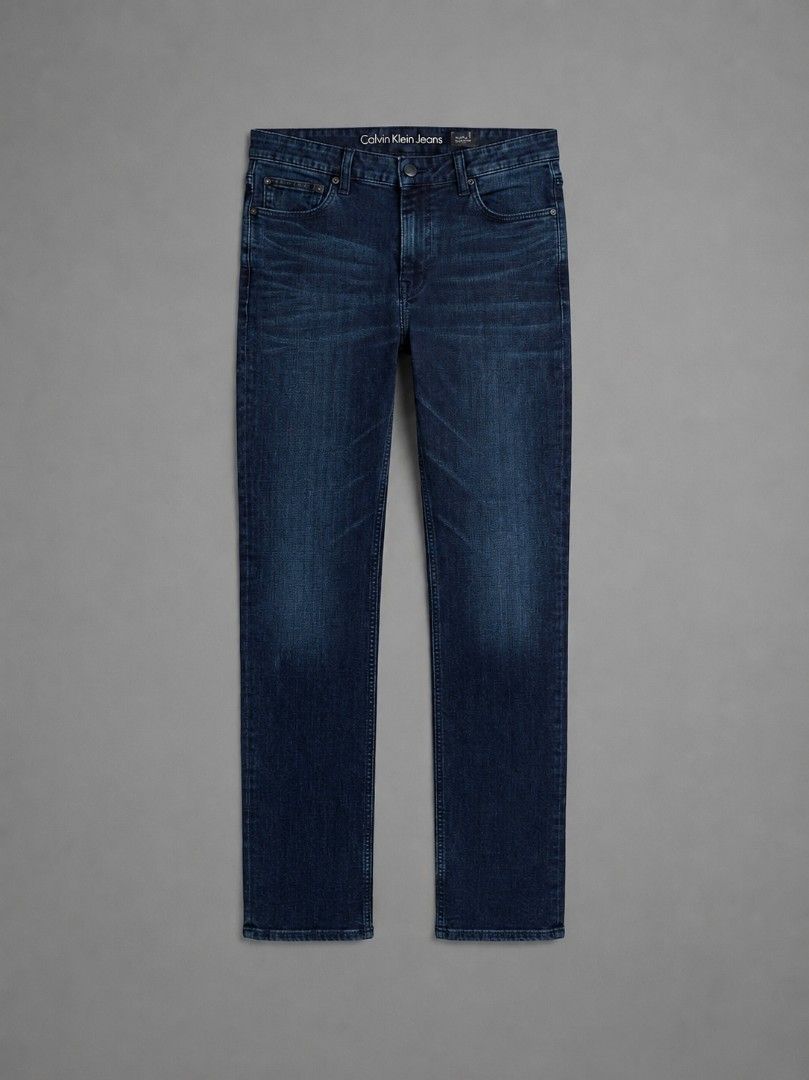 Calvin Klein slimfit jeans (Category: Jeans) located in Manila. Submitted by brightcloud_25 (Listing ID 1454150939, Image 3). Description: Calvin Klein Slimfit jeans (Stretchable) Size 32 Fit 32 up to 34 Length 41 Excellent condition 850 + sf.