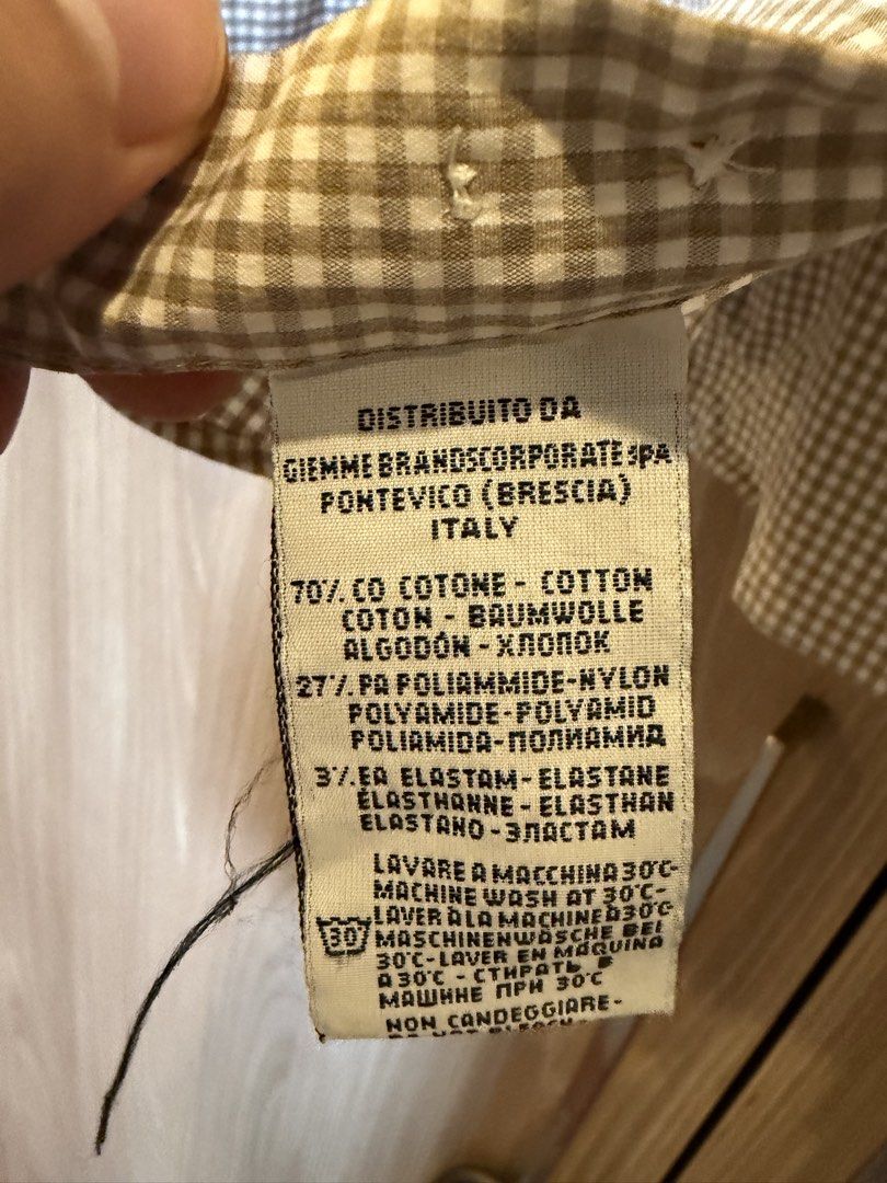 Carlo Pignatelli Shirt (Category: Formal Shirts) located in Quezon City. Submitted by j_vent (Listing ID 1454060542, Image 3). Description: .