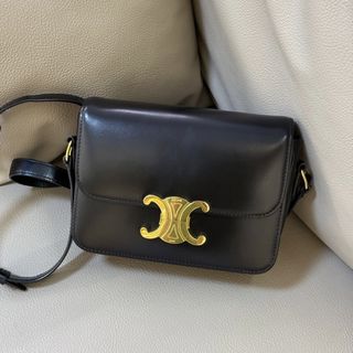（分類：）位於 。 由 urcloset753 提交（商品編號 1454159325，圖片 1）。簡介： 。