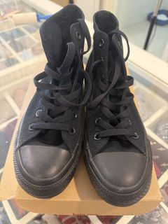 (Category: ) located in . Submitted by ejcloset19 (Listing ID 1454067356, Image 1). Description: .