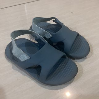 (Kategori: ) berada di . Dikirim oleh fldfld (ID iklan 1454005347, Gambar 1). Deskripsi: .
