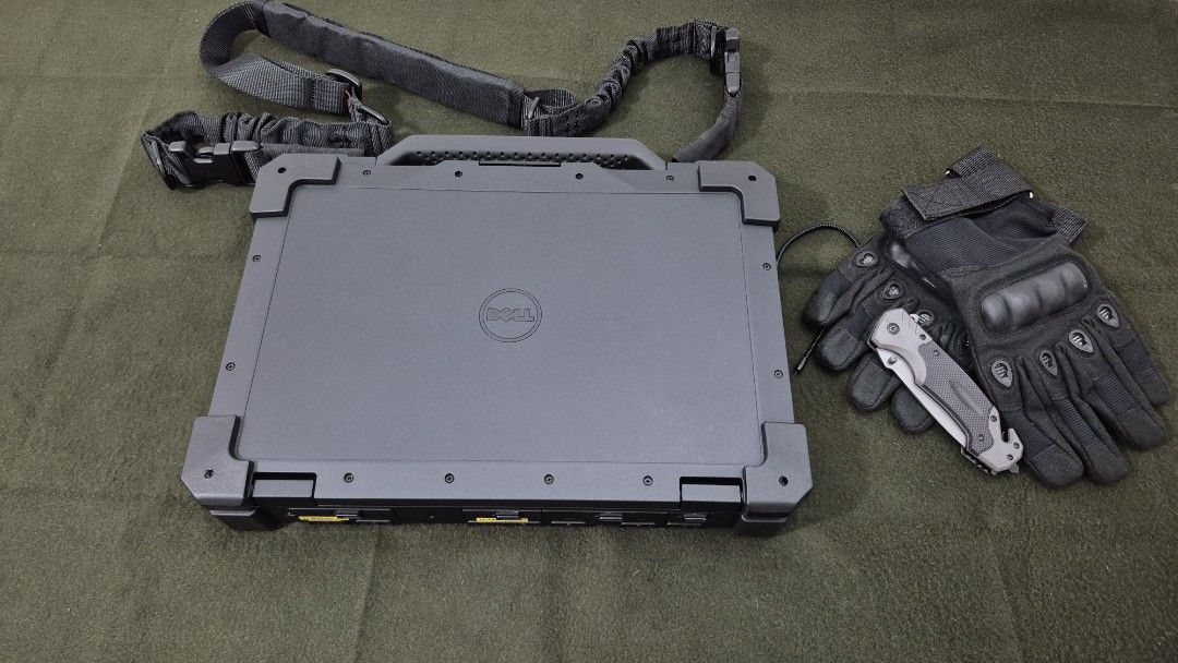 Dell Latitude Rugged Extreme (Fully rugged laptop). (Category: Laptops & Notebooks) located in Bacoor. Submitted by russelllabitag08301988 (Listing ID 1454182663, Image 1). Description: Key Features (Rugged Build: Magnesium-alloy spine with ultra-polymer shock- absorbent bumpers. (Environmental Certification: IP65-certified for water and dust resistance, plus MIL-STD-810G (drops, vibration, extreme temperatures) and MIL-STD-461F certifications. (