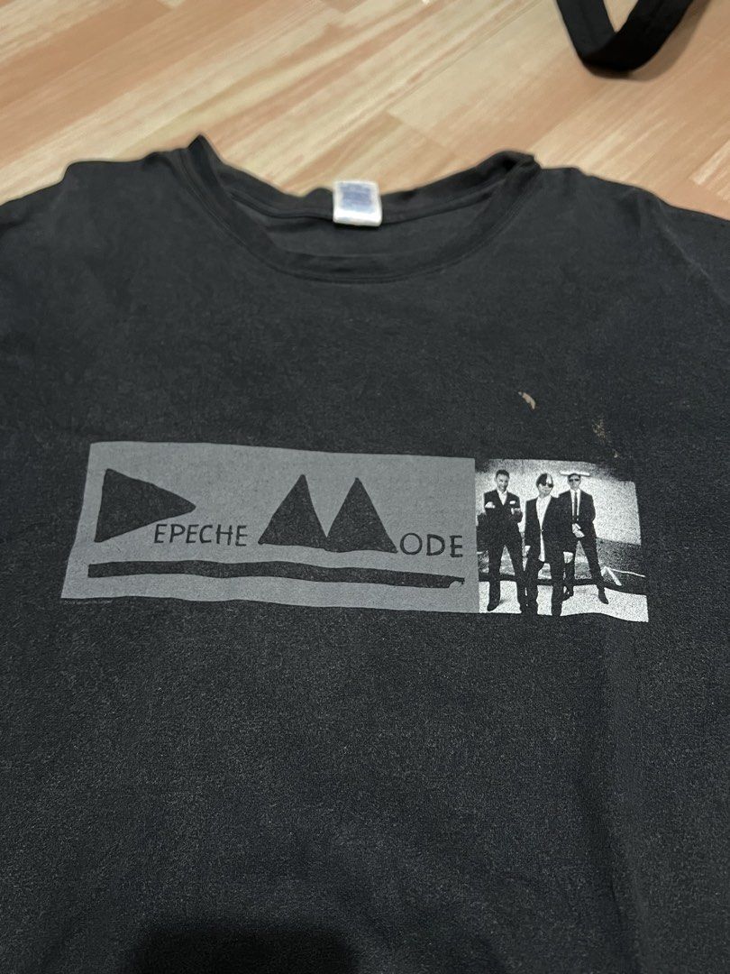 depeche mode band tour (Category: Tshirts & Polo Shirts ) located in Naga. Submitted by retro_rackph (Listing ID 1454076561, Image 1). Description: 2xl with stain.