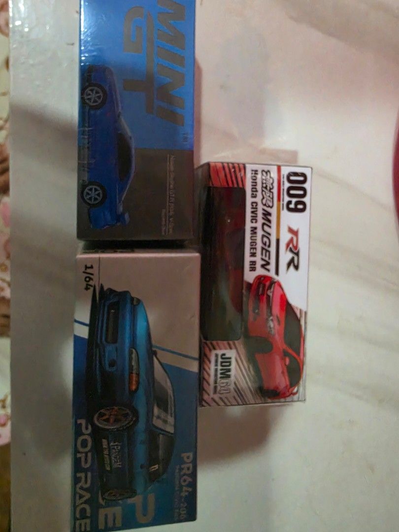 Diecast Models (Category: Vehicle & Diecast Models) located in Singapore. Submitted by cat.lyst (Listing ID 1454028428, Image 1). Description: PM and Name your price..
