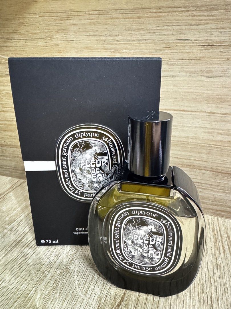 Diptyque Fleur de Peau EDP - 5ml decant (Category: Fragrance & Deodorants) located in Manila. Submitted by deyssies (Listing ID 1453951170, Image 2). Description: Fleur de Peau EDP - 5ml decant *Glass bottle *Decant/transfer to bottle upon order Plus shipping fee c/o buyer .