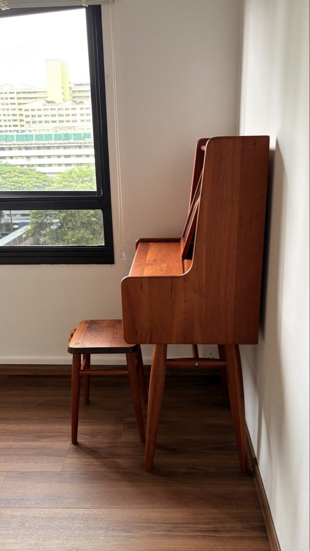 Dressing table (Category: Tables & Sets) located in Singapore. Submitted by jessicita (Listing ID 1454010060, Image 3). Description: Wooden dressing table W60 D50 H120 Seat H45 Kept in very good condition Self pickup .