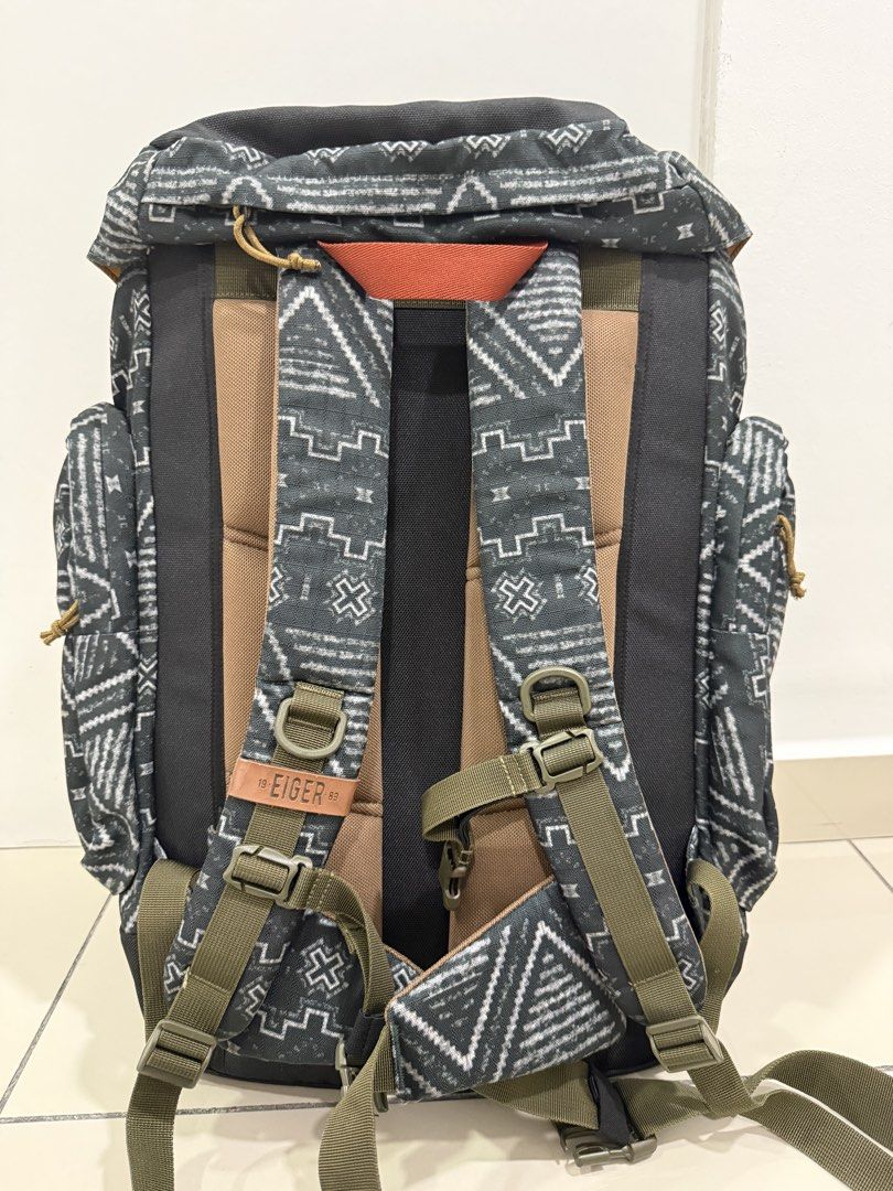 Eiger Backpack Aztec Pattern (Category: Backpacks) located in Kuala Lumpur. Submitted by hazwannnnnnnnn (Listing ID 1454149264, Image 2). Description: Eiger backpack with an all-over aztec-inspired print. Black and grey tones with brown leather accents. Multiple pockets and adjustable straps. Great for everyday use or short trips. - Condition 9.5/10 - I only used it a few times. COD CYBERJAYA.