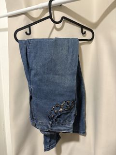 (Category: ) located in . Submitted by hanafzn (Listing ID 1454047973, Image 1). Description: .
