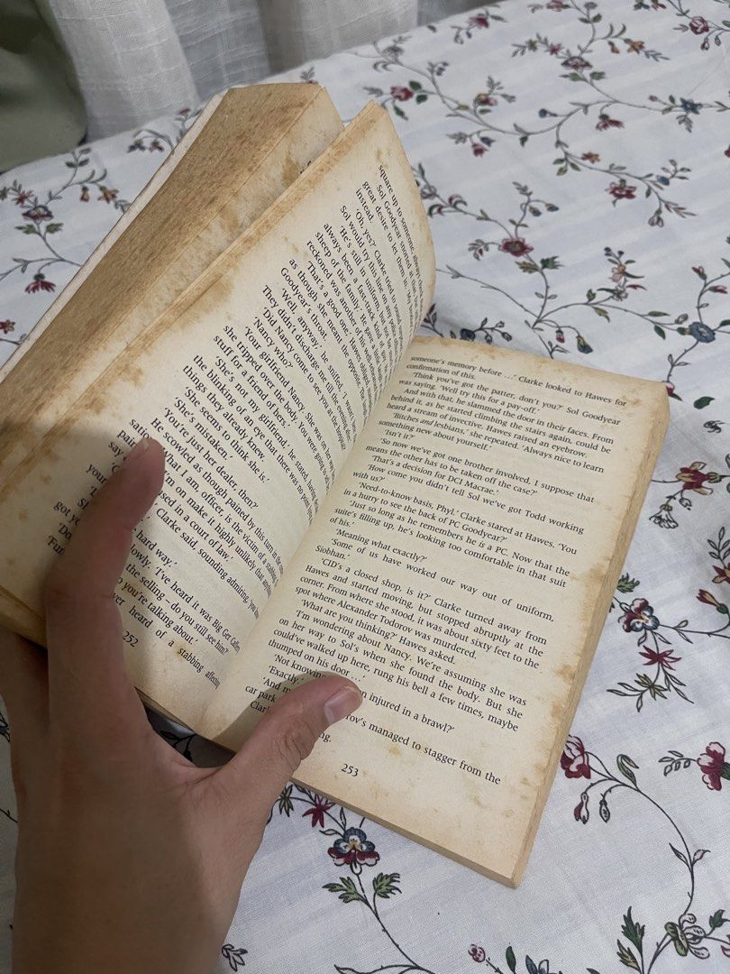 Exit Music by Ian Rankin (Category: Storybooks) located in Makati City. Submitted by fleeka (Listing ID 1454127892, Image 2). Description: .