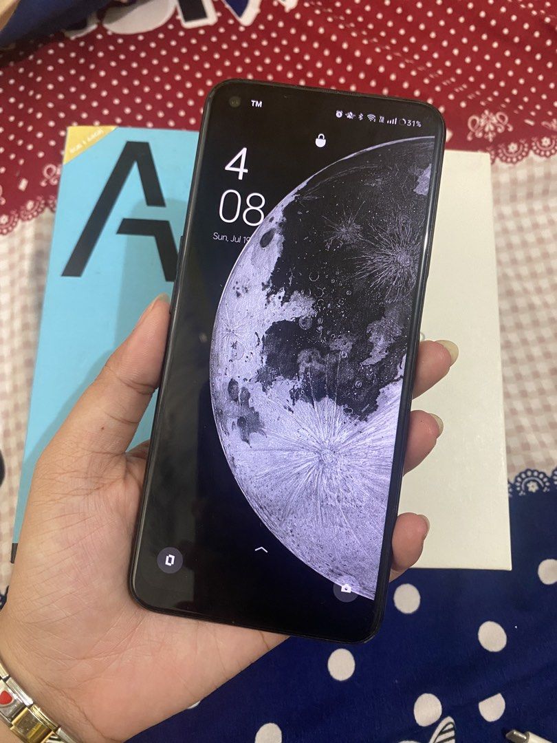 FOR SALE | OPPO A55 (Category: OPPO) located in Paranaque City. Submitted by sunnycloud_ (Listing ID 1454184451, Image 1). Description: OPPO A55 4GB/64GB – Black | Complete with Original Box & Charger ✅ Color: Black ✅ Original Box ✅ Original Charger ✅ No dents or cracks ✅ Matagal malowbat ✅ Mabilis mag-charge ✅ All buttons, camera, speaker, at fingerprint working Honest issue: • Medyo lag na dahil 5 years na ginagamit, pero okay pa rin para sa so