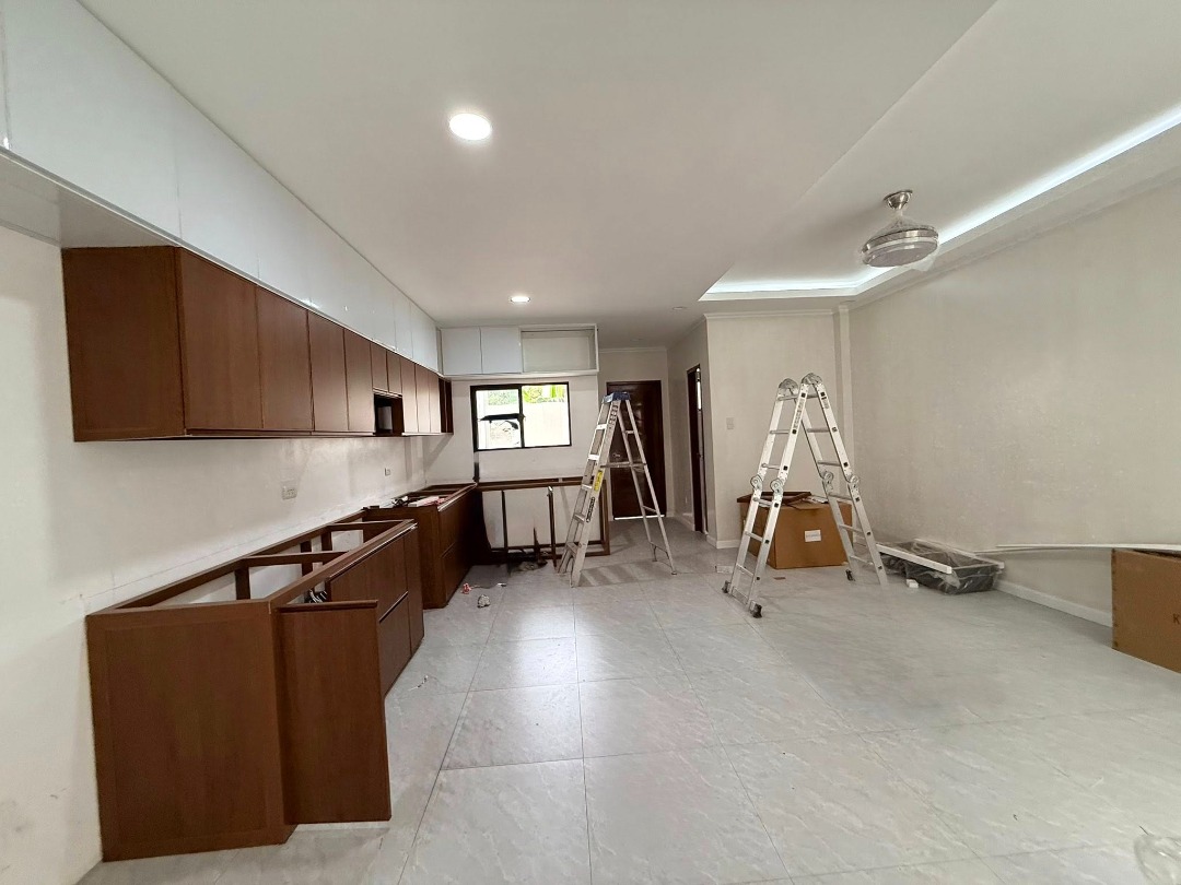 (Category: ) located in . Submitted by raincomito (Listing ID 1454083232, Image 1). Description: .