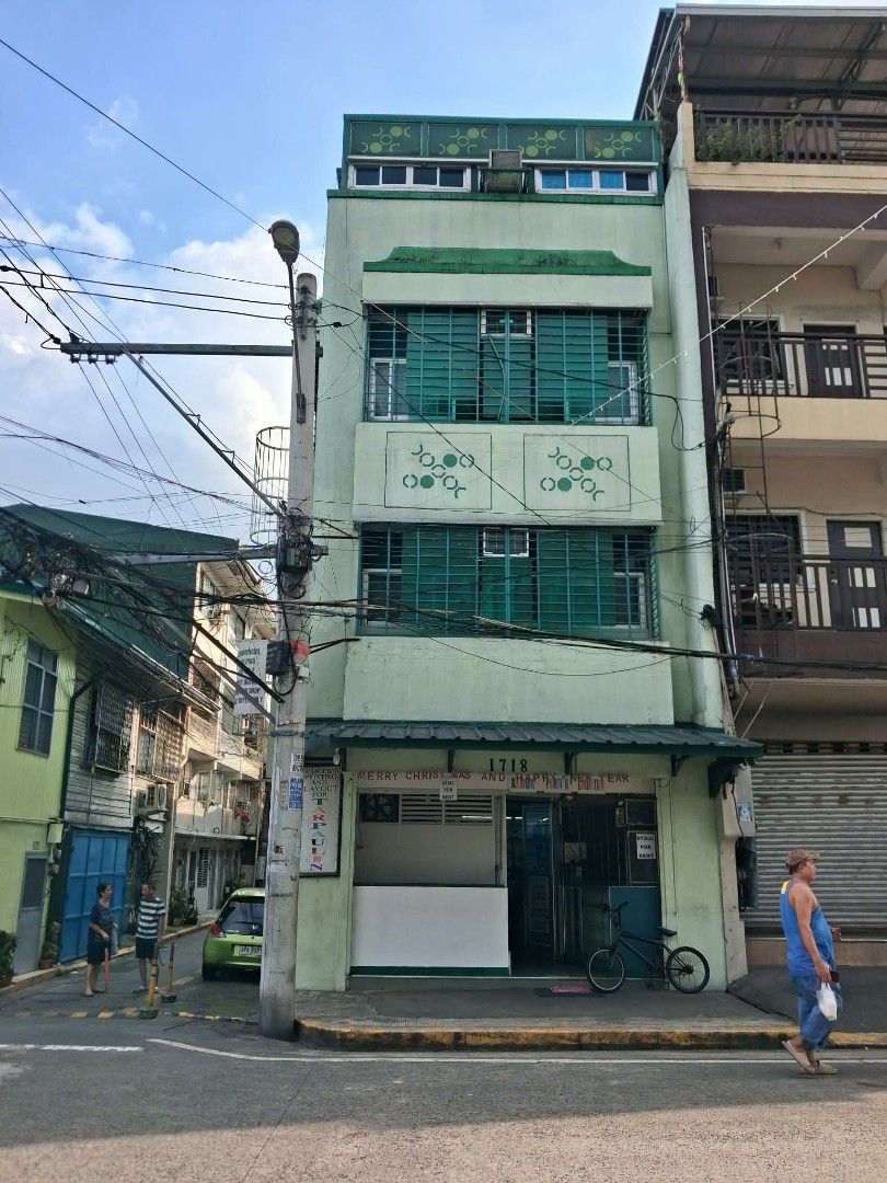 FOR SALE COMMERCIAL BLDG. (Category: Commercial) located in Cainta. Submitted by chelselasor (Listing ID 1454134617, Image 1). Description: 4storey Landmark: near pureza lrt nagtahan bridge manila.. Best use;dormitory,commercial or high density residential.. good investment ... Cash or two gives accepted....