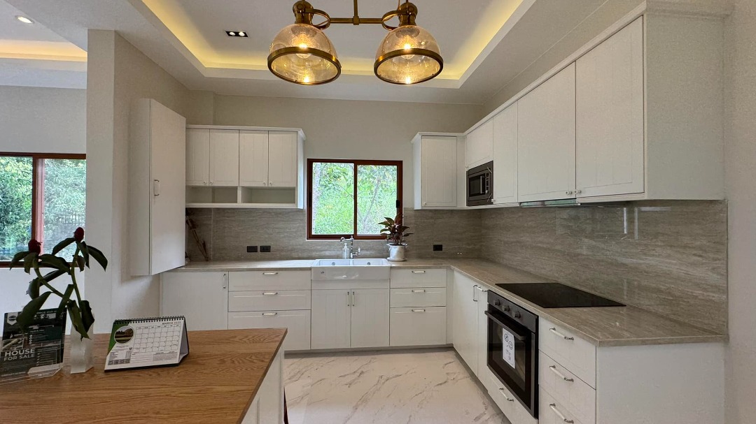 (Category: ) located in . Submitted by raincomito (Listing ID 1454089557, Image 1). Description: .