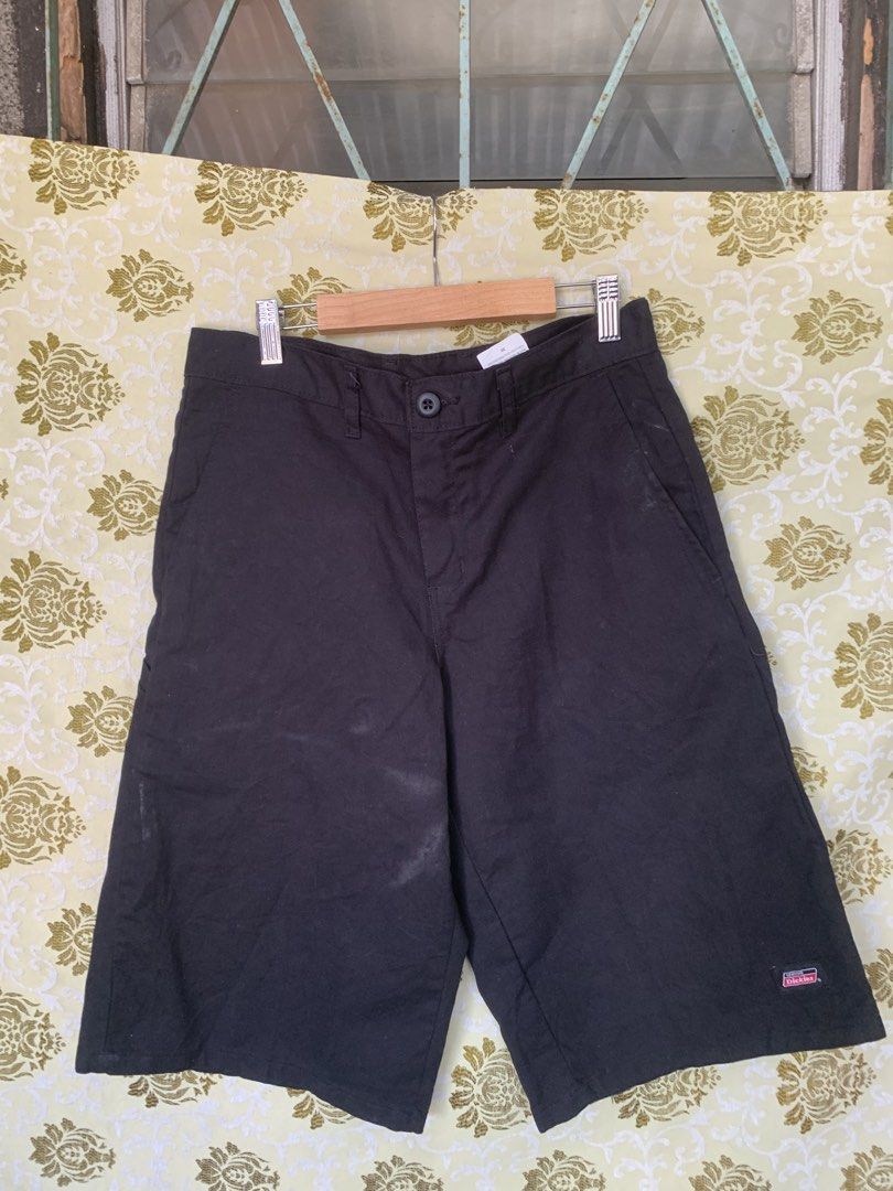 GENUINE DICKIES DOUBLE PATCH (Category: Shorts) located in Davao. Submitted by 2_thrift (Listing ID 1454054567, Image 2). Description: 30 waist 23 length 10 thigh 9.5 hem No issue Need wash only.