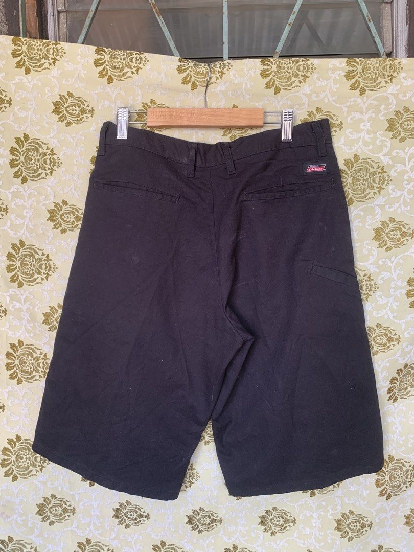 GENUINE DICKIES DOUBLE PATCH (Category: Shorts) located in Davao. Submitted by 2_thrift (Listing ID 1454054567, Image 1). Description: 30 waist 23 length 10 thigh 9.5 hem No issue Need wash only.