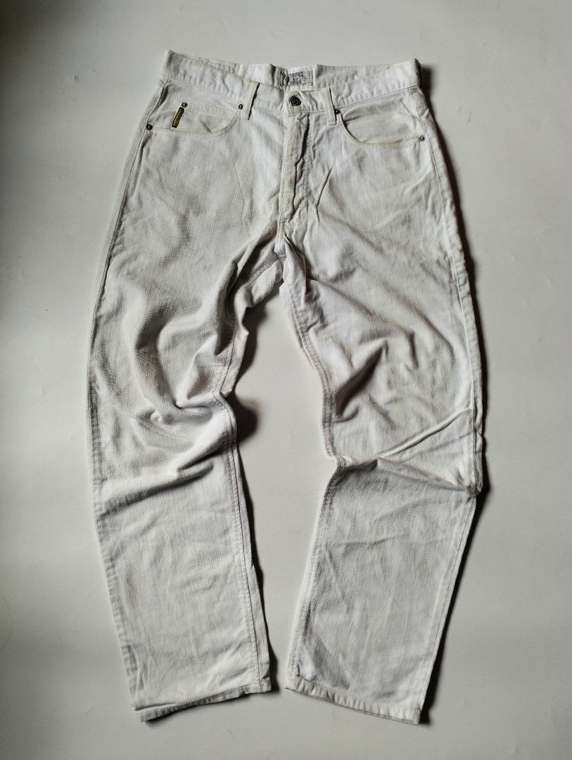 Giorgio armani (Category: Jeans) located in Baguio. Submitted by dapper_deals (Listing ID 1454075534, Image 2). Description: Giorgio Armani straight cut pants Dimentions: WaistL:16.5(33) L:41 Leg Opening:8.5 Thigh:11.