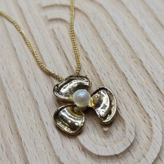 (Category: ) located in . Submitted by prelovedjewelries (Listing ID 1454028623, Image 1). Description: .