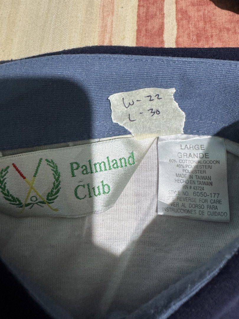 Golf polo shirt (Category: Tshirts & Polo Shirts ) located in Lipa City. Submitted by scrap.threads (Listing ID 1454169917, Image 2). Description: Item: Polo shirt Price: 250 Dimes: Width - 22 Length - 30 Issue: minimal yellow stain Lipa City Ship via J&T (Shouldered by buyer) Payment via Gcash ***Notice*** Color may vary due to lighting. Payment first. Item/s are thrifted or used condition unless stated otherwise. Please manage your expectation.