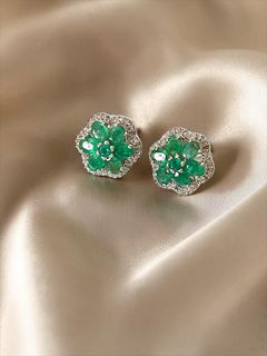 (Category: ) located in . Submitted by jewelhaven (Listing ID 1454080305, Image 1). Description: .