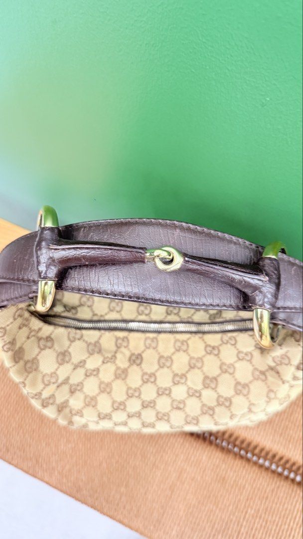 Gucci horsebit bag (Category: Luxury Bags & Wallets) located in Manila. Submitted by deemfp (Listing ID 1454078654, Image 2). Description: .