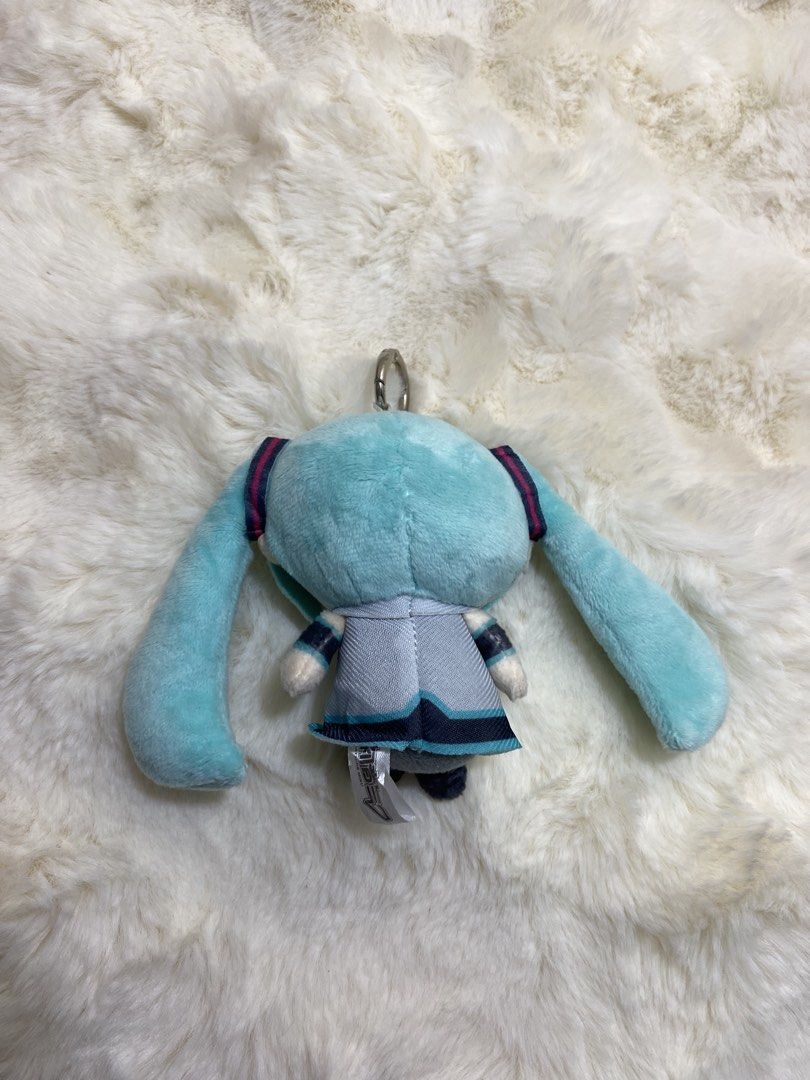 Hatsune Miku plush keychain charm (Category: Plushies & Soft Toys) located in Kalibo. Submitted by ollie_stuffshop (Listing ID 1454106642, Image 2). Description: Before you send your inquiries: ❗️Last Price is already posted ❗️Manage your expectations, WYSIWYG ❗️May need washing ❗️Shipping day is every Sunday.
