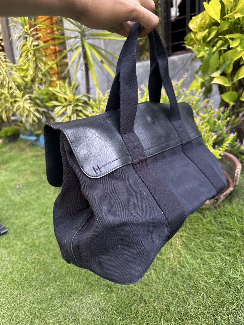 Hermes Valparaiso MM in black. “CUT TAG” (Category: Luxury Bags & Wallets) located in Tacurong. Submitted by locationtacurongcitymindanao (Listing ID 1454092670, Image 3). Description: Not sure if it’s authentic As is Location Tacurong City Mindanao .