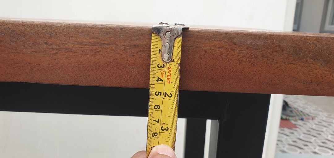 High computer table (Category: Other Home Furniture) located in Marikina City. Submitted by soundmusic (Listing ID 1454093611, Image 3). Description: Size L 120cm W 60 cm H 110 cm Salamat and God Bless .