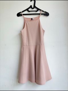 (Category: ) located in . Submitted by wardrobeaddict28 (Listing ID 1454061336, Image 1). Description: .