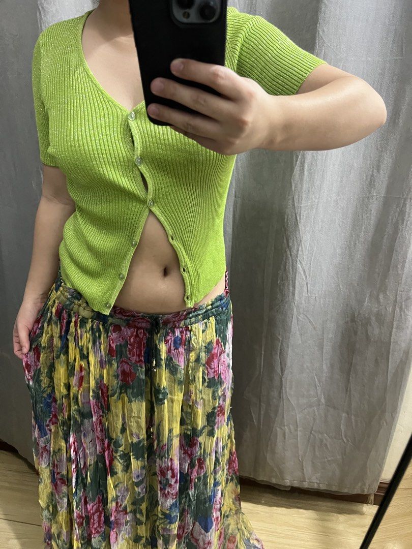Ibiza Sparkly Green Button-Up Top (Category: Sets or Coordinates) located in Manaoag. Submitted by wewhorewhat (Listing ID 1454186457, Image 2). Description: size xs- small - Sparkly green short-sleeve top - Buttons up the front - Flowy floral maxi skirt with yellow base - Pink and red flower print on skirt - Elasticated waist with drawstring on skirt - Perfect for casual wear, beach vibes.