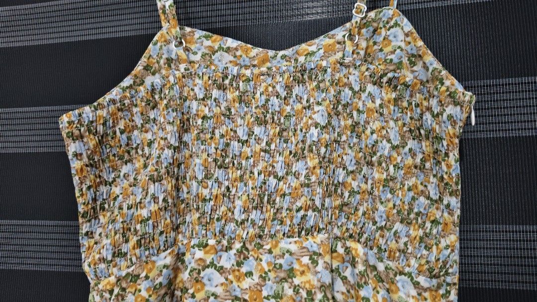 IEF Floral Bustier Dress (Category: Dresses) located in Bacoor. Submitted by qeanutdutter (Listing ID 1454130837, Image 3). Description: - Small on tag. Can fit up to M (36in bust, 28in waist) - Length is 46in with adjustable straps. - smocked back - with slit on the side - has inner lining.
