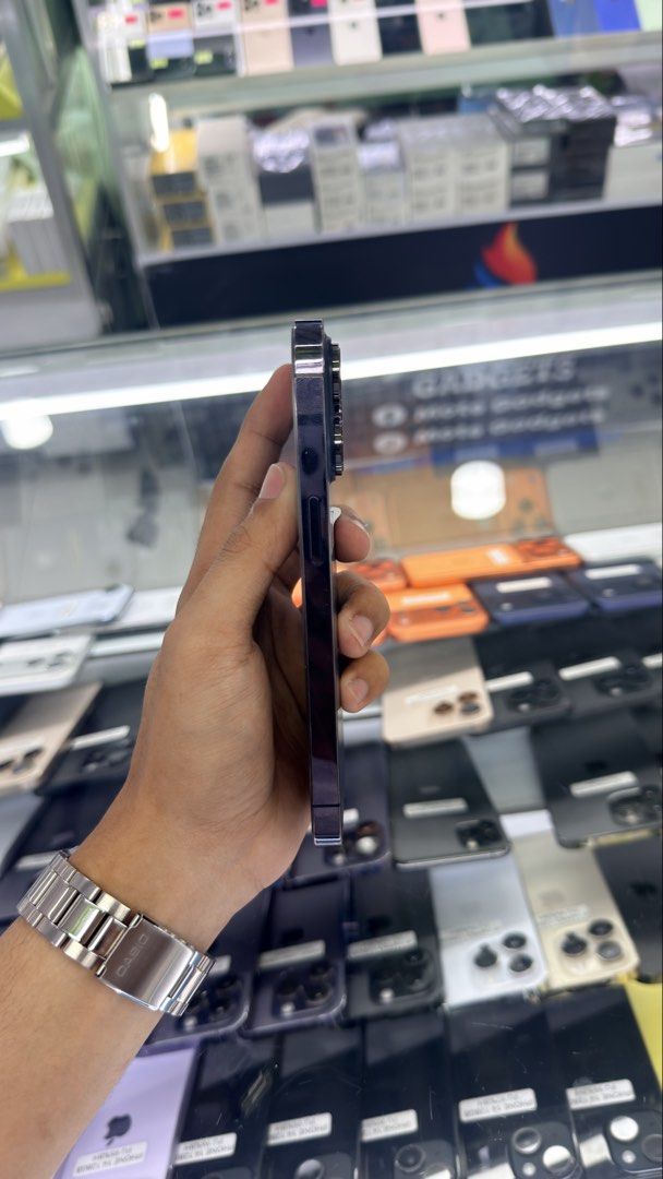 iPhone 14 Pro 1TB FU 96% BH (Category: iPhone 14 Series) located in Manila. Submitted by carimgadgets (Listing ID 1454143719, Image 2). Description: .