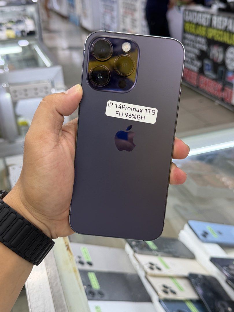 iPhone 14 Promax 1TB 96%BH Openline NTC Approved 99%smooth No issues (Category: iPhone 14 Series) located in San Juan City. Submitted by saabangadgetshop (Listing ID 1454089632, Image 1). Description: Onhand | Pre-owned iPhone 14 Promax 1TB GB OPENLINE NTC APPROVED Battery Health 96% NO HIDDEN ISSUES NO HISTORY OF REPAIR 99%Smooth TEST TO SAWA RESET ALL YOU WANT TEST ALL YOU WANT NOT REFURBISHED AUTHENTIC PHONE ALL WORKING (FREE 3UTOOLS) iPhones 