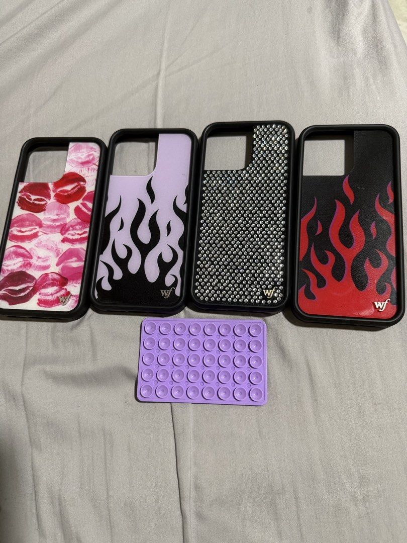 Iphone 16 Pro Max Case (take all) with free phone suction (Category: Cases & Sleeves) located in Manila. Submitted by enhzlsells (Listing ID 1454100404, Image 3). Description: used but not abused, would change my cases almost everyday rfs-too many phone case.