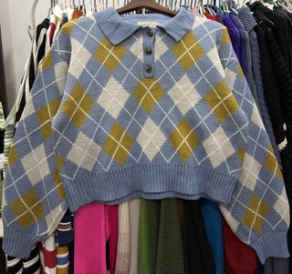 (Category: ) located in . Submitted by knitting.meow (Listing ID 1454105656, Image 1). Description: .