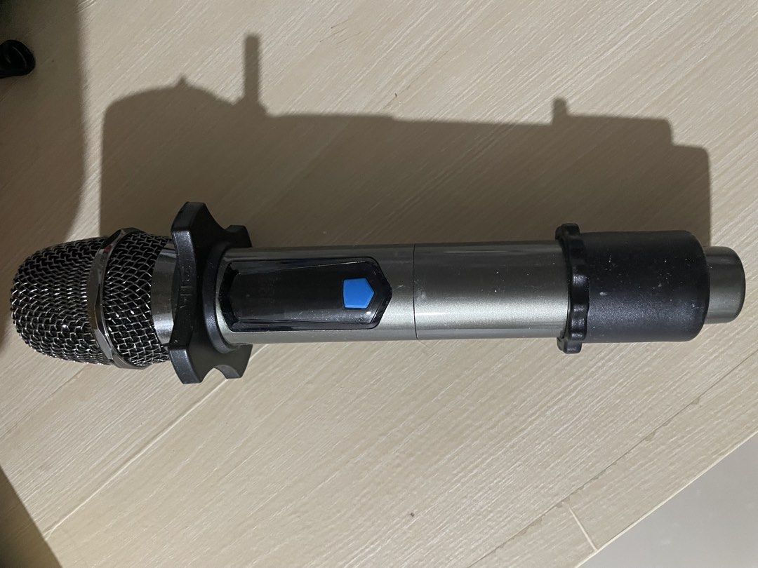 Konzert Aurora 8 Speaker with Wireless Mic (Category: Soundbars, Speakers & Amplifiers) located in General Trias. Submitted by kimmykylie (Listing ID 1454022484, Image 2). Description: Details nasa Pic po. Good as new. No issue. Unli Testing. RFS: need cash for Laptop Upgrade Solid sounds and nakakaganda boses mic 🥰😂 location: Gentri Cavite.