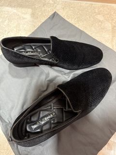 (Category: ) located in . Submitted by fashionandglitter (Listing ID 1454144234, Image 1). Description: .