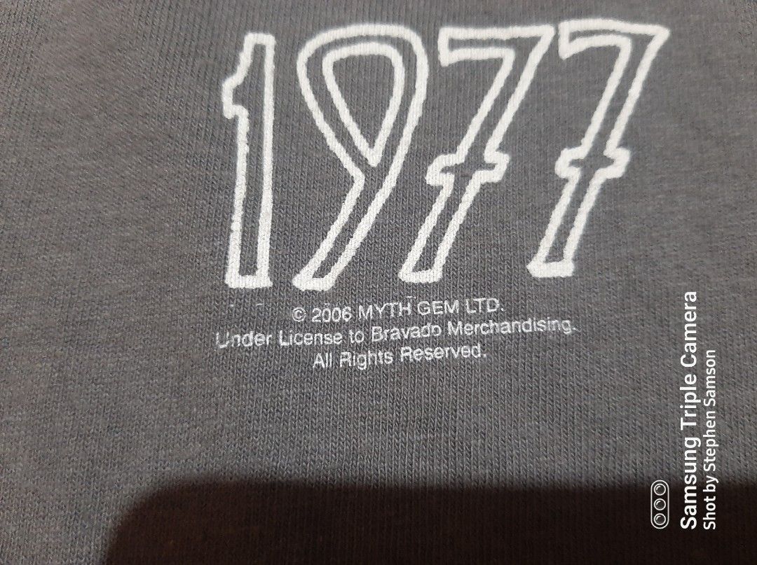 Led Zeppelin Shirt (Category: Activewear) located in Noveleta. Submitted by nep21 (Listing ID 1454009257, Image 2). Description: Vintage Led Zeppelin Shirt Size XL 24x29 Very good condition 1,500 pesos Cavite location Shipping J&T or Lalamove.