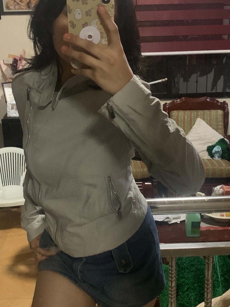 Light Grey Asymmetrical Zip Moto Jacket Fiited Jacket (Category: Coats, Jackets and Outerwear) located in Porac. Submitted by readmyaboutfirst (Listing ID 1454089972, Image 3). Description: small.