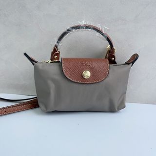（分類：）位於 。 由 bellezza. 提交（商品編號 1454067209，圖片 1）。簡介： 。