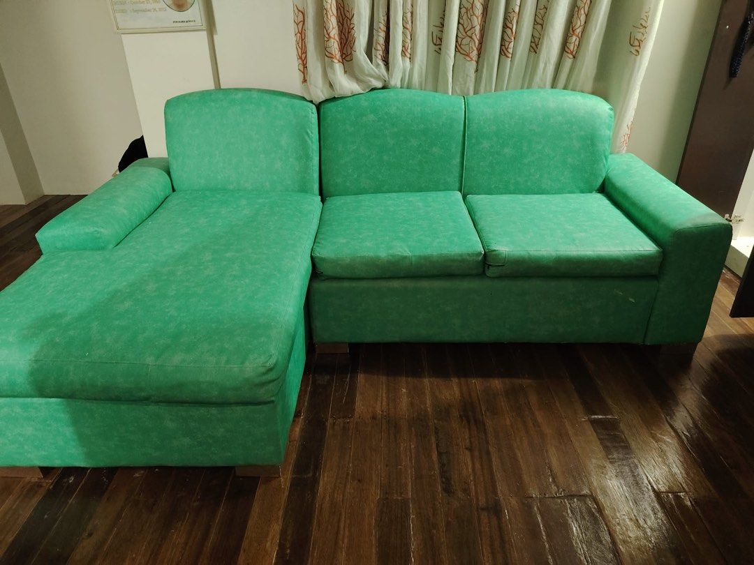 L-SHAPED SOFA MINT GREEN (Category: Sofas) located in Manila. Submitted by lady_juliane (Listing ID 1454097125, Image 2). Description: LIKE NEW FAUX LEATHER WITH 3 SEAT CUSHIONS FRS: migrate.