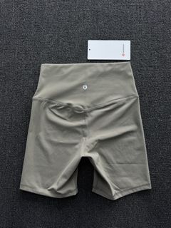（分類：）位於 。 由 lululemon_girl 提交（商品編號 1454177099，圖片 1）。簡介： 。