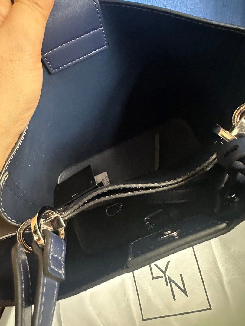 LYN (Category: Luxury Bags & Wallets) located in Cavite. Submitted by lujoylasjoyas (Listing ID 1454160488, Image 3). Description: Free SF.