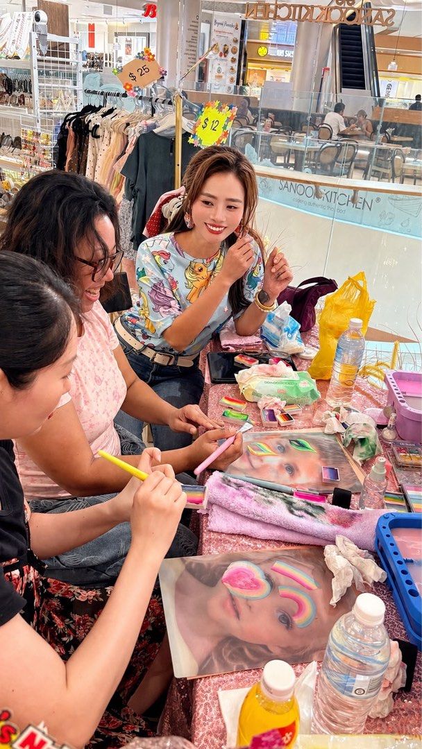 Lynhisart basic course (Category: Art & Prints) located in Singapore. Submitted by lynhisart2966 (Listing ID 1454036506, Image 3). Description: 1-1 face painting for no experience and beginners .