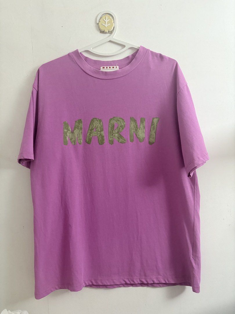 MARNI TSHIRT (Category: Tshirts & Polo Shirts ) located in Quezon City. Submitted by geminiselection (Listing ID 1454161893, Image 1). Description: 21x26 M-XL 10/10 color rate 🎀.