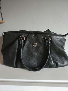 (Category: ) located in . Submitted by shopaholic.girliee. (Listing ID 1454050352, Image 1). Description: .