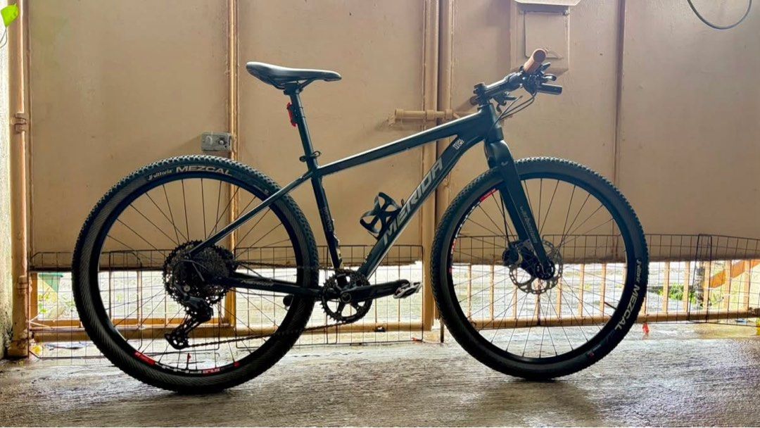 Merida Big Seven 27” Rigid XC (Category: Bicycles) located in Bulacan. Submitted by beesquit (Listing ID 1454062128, Image 1). Description: For Sale: Merida Big Seven 27” Rigid XC Frameset Merida Big Seven XT Edition Aluminum Alloy XC QR Frame Size Medium ST:43cm TT:56cm Carbonium 27.5 Carbon QR Rigid Fork La Bici Headset Wheelset DT Swiss 444D 27.5 32H rims ARC MT009 HG 32H hubs Origin 8 Spokes Sagmit brass nipples Vittoria Mezcal 27.5x2.1 tires
